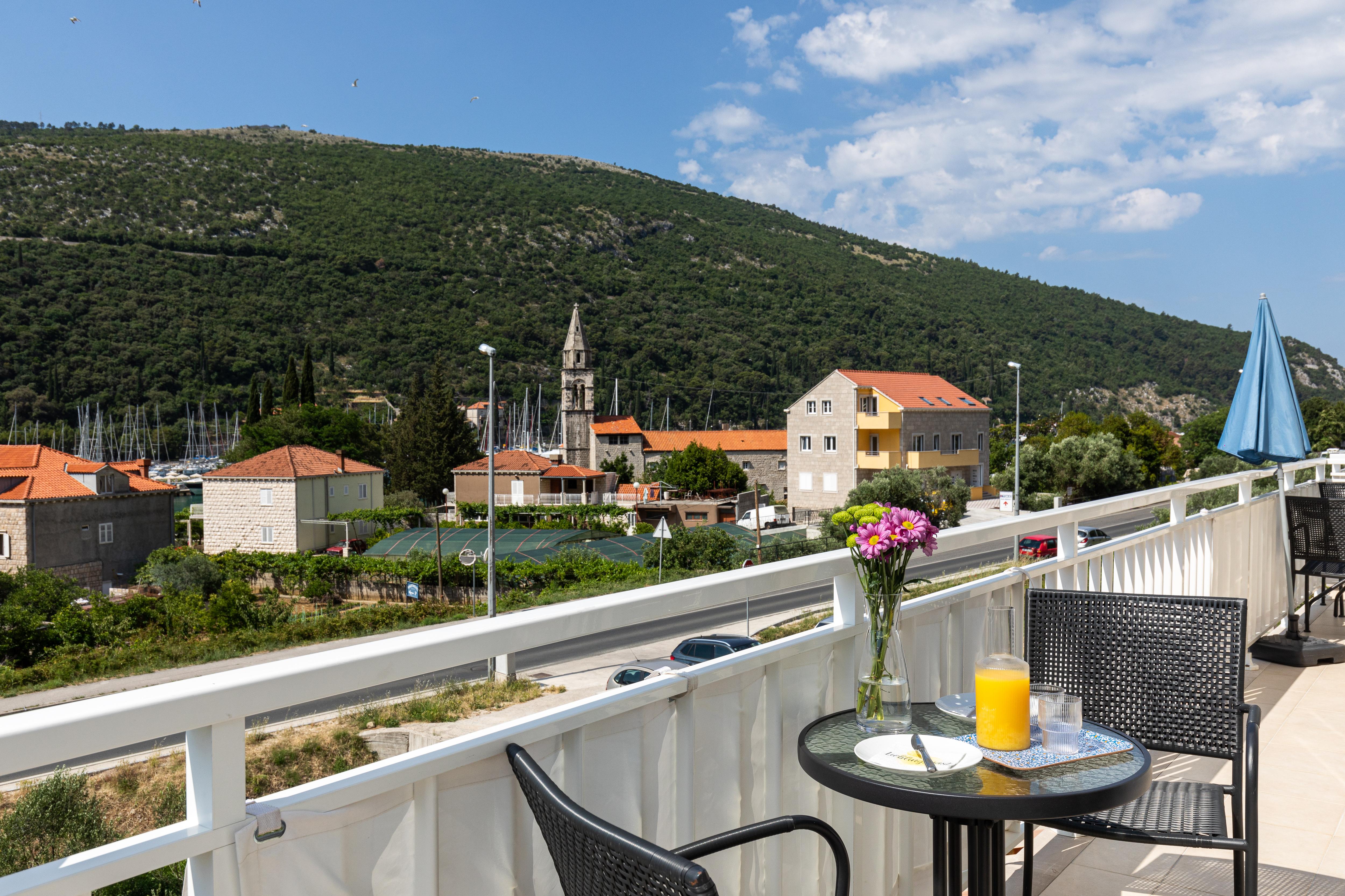 Apartments Silvija Mokošica Esterno foto