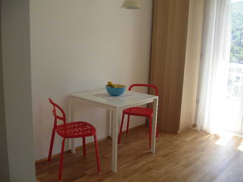 Apartments Silvija Mokošica Esterno foto